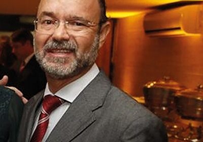 Feliz aniversário Dr. Moacir Cymrot!