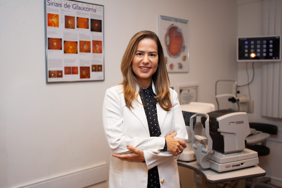 Dra. Andressa Guimarães durante entrevista ao Jornal do Médico Rio
