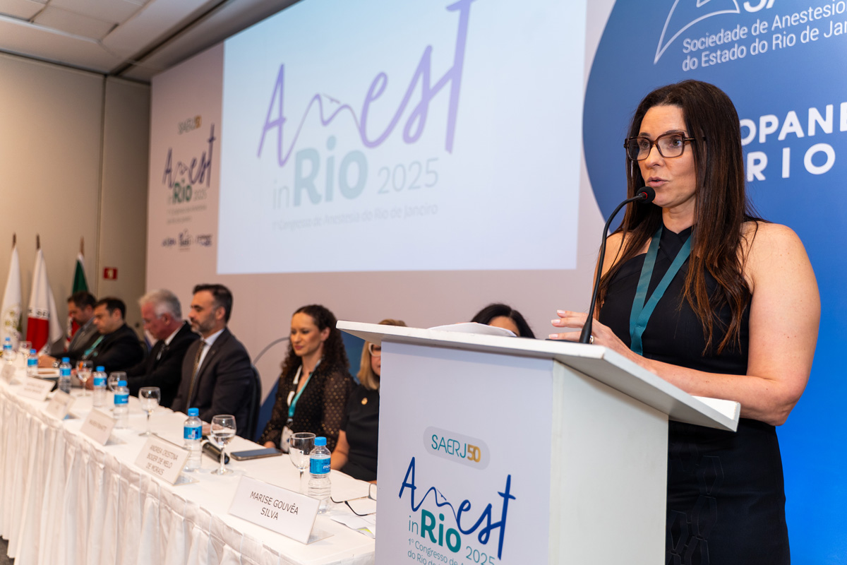 Dra. Carolina Mello, presidente SAERJ