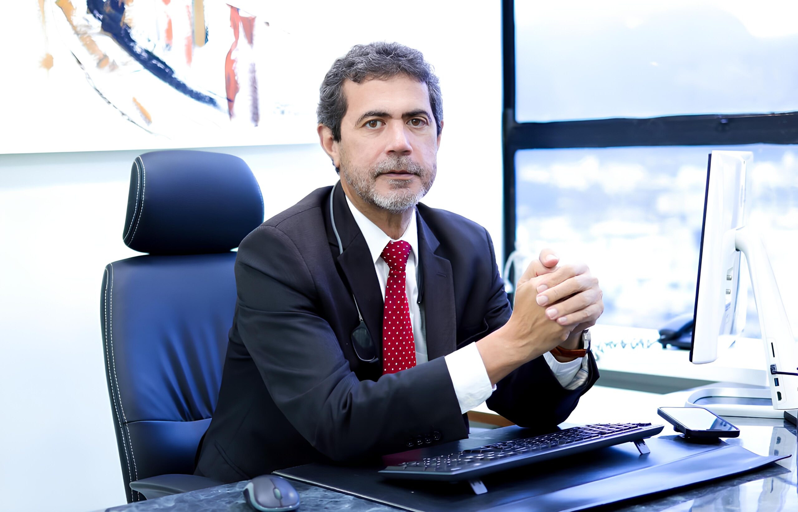 Dr. Eurico Nunes, CRM/RJ 49090 Jornal do Médico® Rio