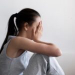 O Preço Silencioso da Existência – Quando o corpo se torna um aluguel doloroso