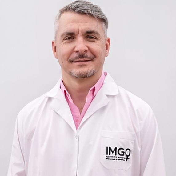 Mastologista e cirurgião oncoplástico argentino Dr. Andrés del Castillo