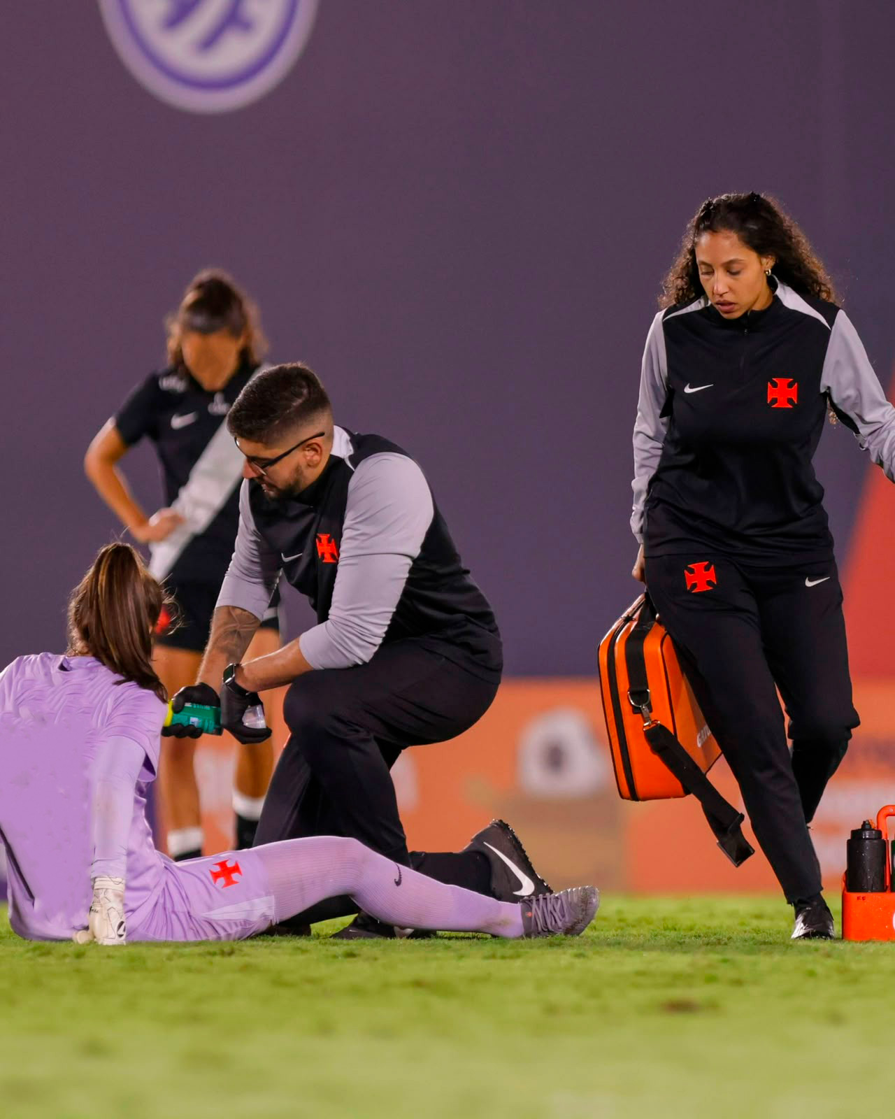 Acompanhamento de recuperação física e controle de carga no Vasco